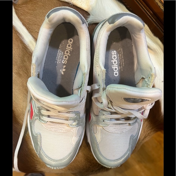 ADIDAS FALCON ORCHID💕Size 7.5 Excellent Condition close to new ! - Picture 13 of 15